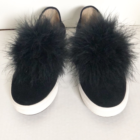 Steve Madden Shoes - Steve Madden Black slip on sneaker